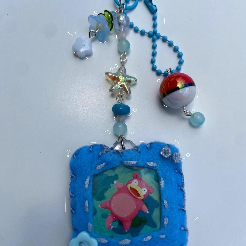 Slowpoke Pokemon Keychain